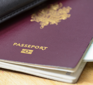 Passeport et carte d’identité, anticipez !