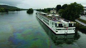 La plaque d’hydrocarbure repérée au niveau du quai Penthièvre avait parcouru près d’un kilomètre.