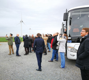 Visite du parc éolien de Tourny lors de la journée de mobilisation des élus de Seine Normandie Agglomération.