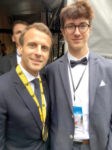 récompense Prix Charlemagne pour le projet  « 3 for 1 goal » de Dumézil