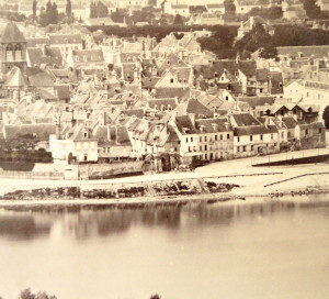 Quand la rue Bourbon-Penthièvre menait encore de la collégiale jusqu’au bord de Seine.