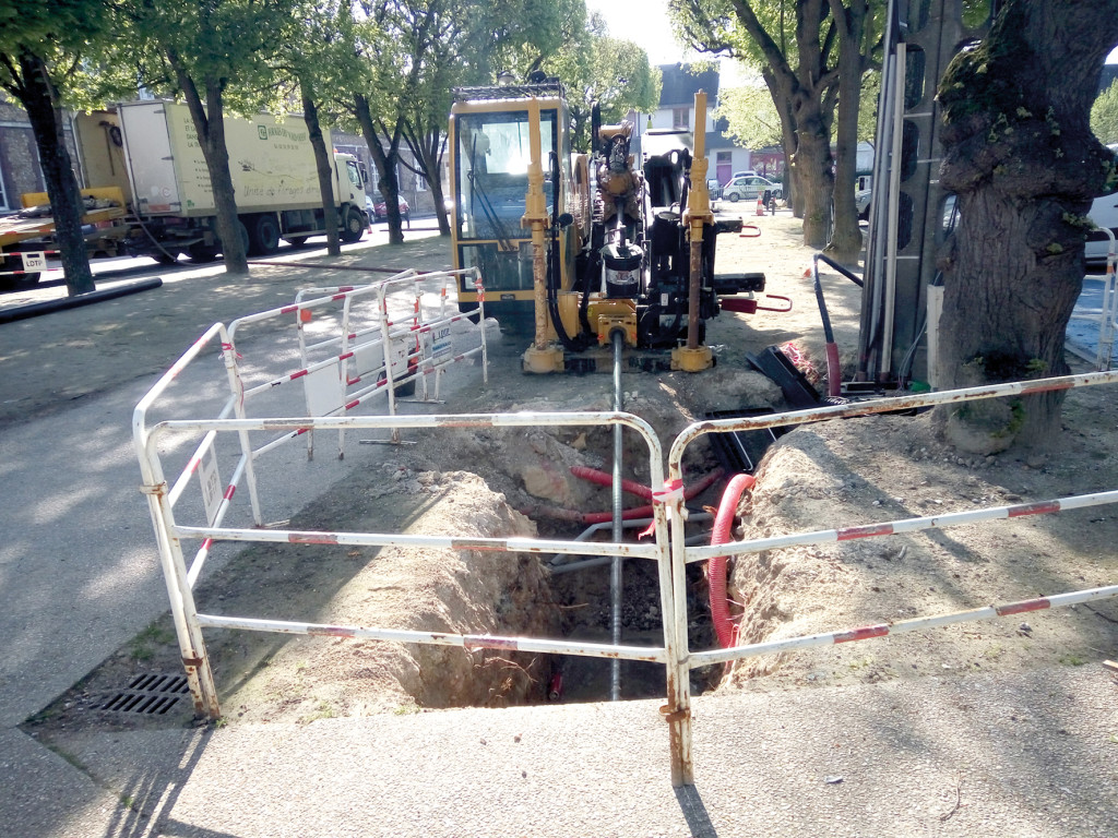 Ils évoluaient jadis en plein air, c’est à présent sous vos pieds que les câbles électriques ou de téléphonie circulent.