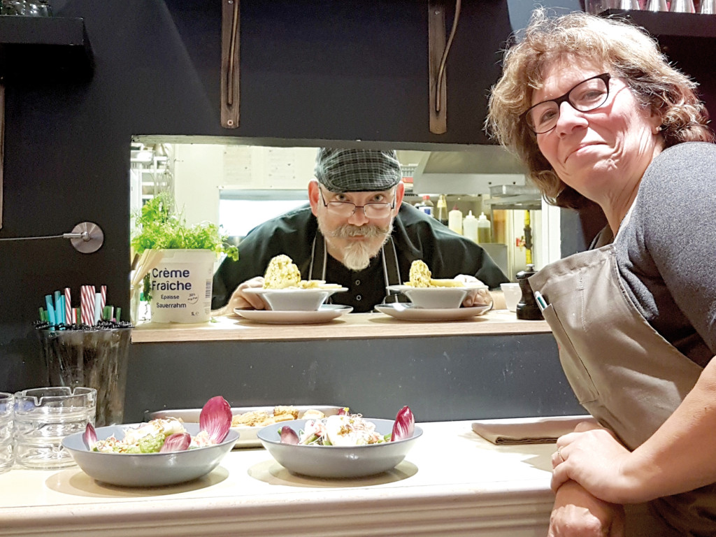 Stella et Christophe Bouvet, respectivement en salle et en cuisine depuis un an à Vernon.