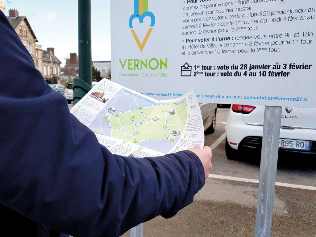 Du 28 janvier au 10 février, tous les Vernonnais inscrits sur la liste électorale sont appelés à voter pour élire un des quatre projets de rénovation du cœur de ville. Pour vous aiguiller dans vos choix, un parcours pédagogique vient d’être installé dans les rues.