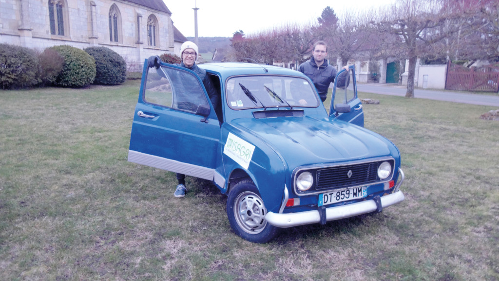 Rallye-raid 4L Trophy : deux étudiants vernonnais face au désert