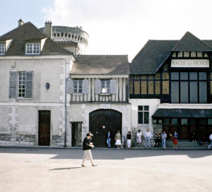 L’ANCIENNE SALLE DES FÊTES