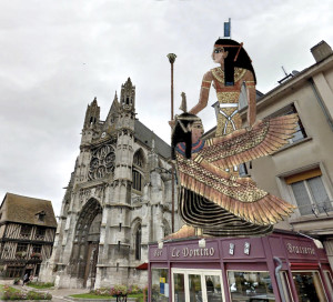 Un temple païen sur le terrain de l’actuel café le Domino.