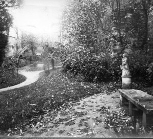 Venez explorer le passé avec l’Agence de Tourisme Temporel au 36 rue Carnot, tous les jeudis soir et les week-ends jusqu’au 30 juin.