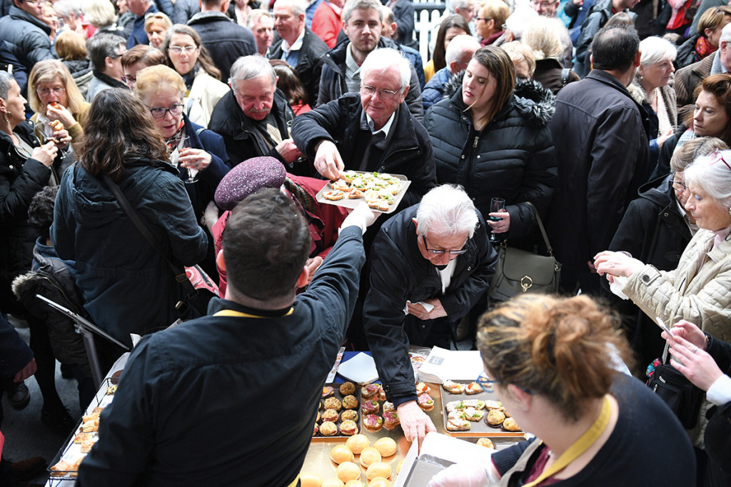 Le 26 janvier 2019, 1400 Vernonnais ont assisté à la cérémonie des vœux de la municipalité. Elle était placée sous le signe d’un grand projet : la Consultation Cœur de Ville.