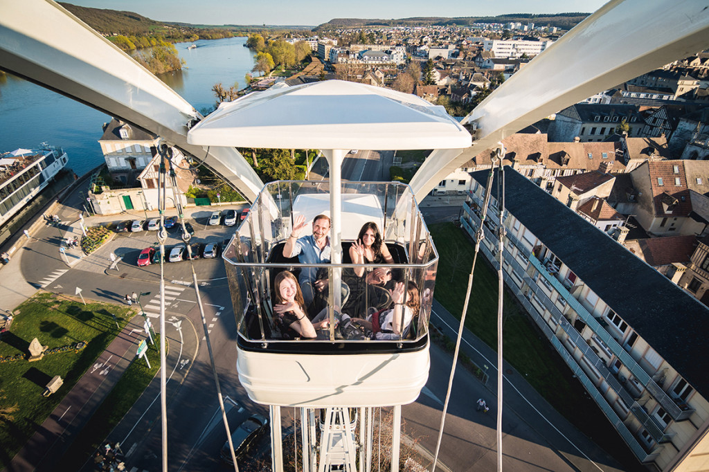 Pour le printemps, une grande roue s’installe en ville ! Du haut de ses 32 mètres, elle est prête à faire découvrir aux Vernonnais leur ville sous un autre angle.