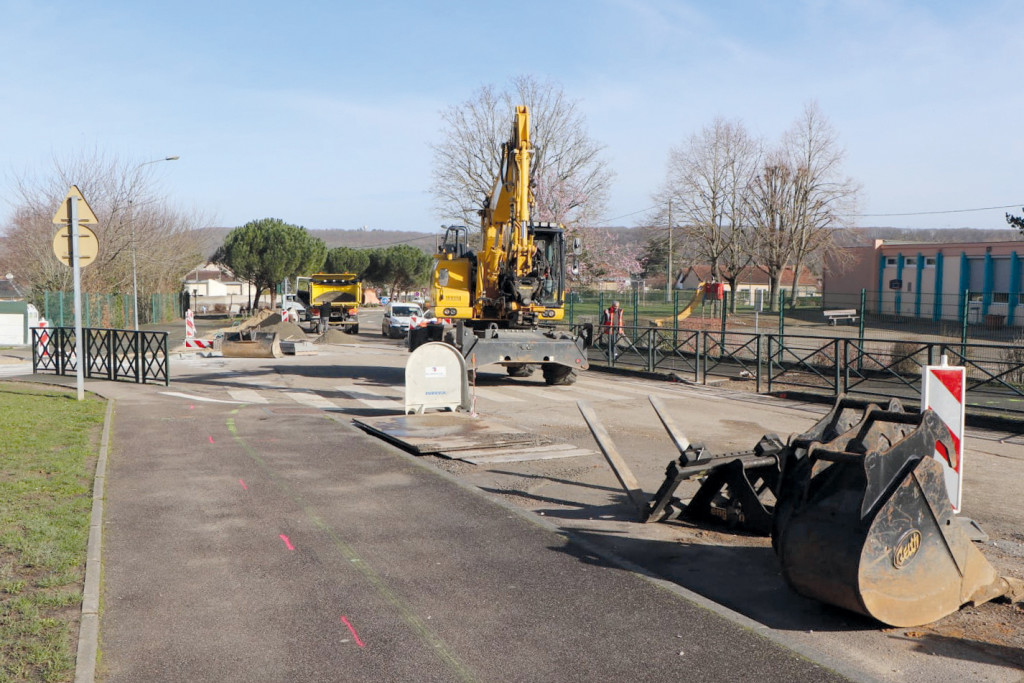 Rue de la Poterie Des aménagements de sécurité devant les écoles