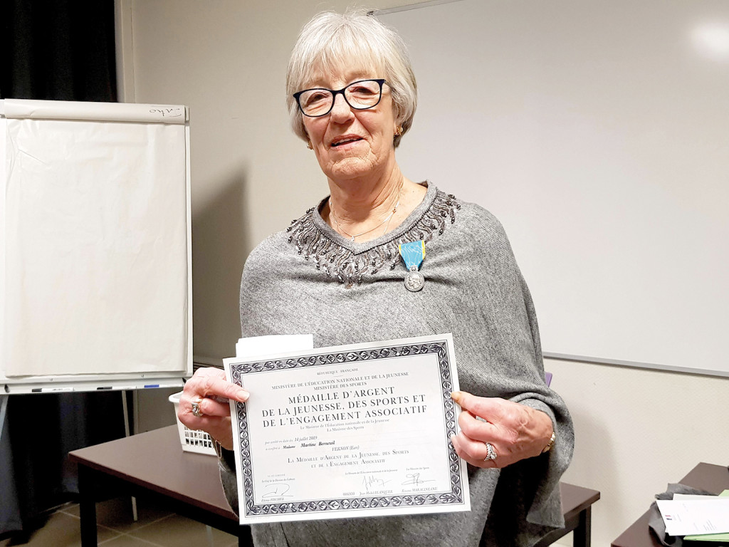 Médaille La trésorière récompensée