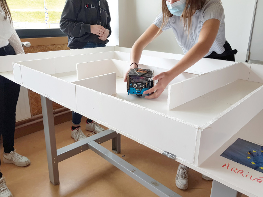 Chaque action sur le robot coûtait des points à l’équipe.