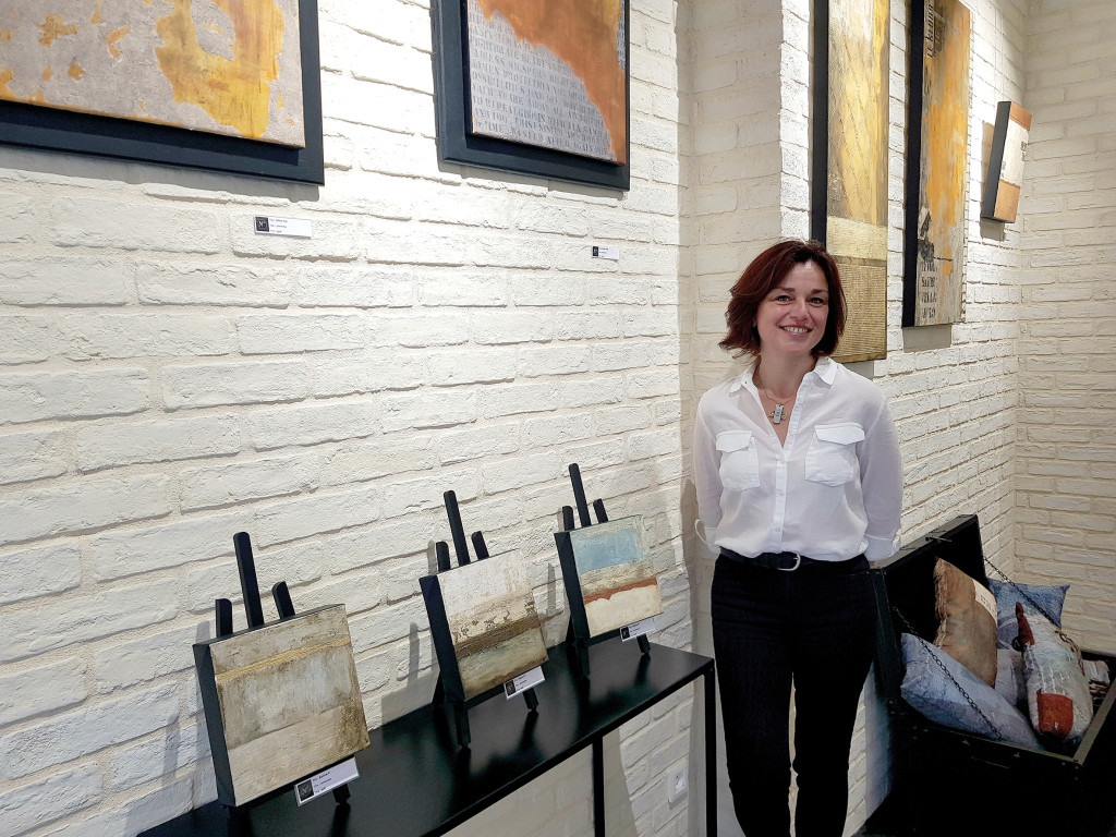 En Ville N_ Nelly Signat Nouvelle Galerie d_Art 9 rue Carnot