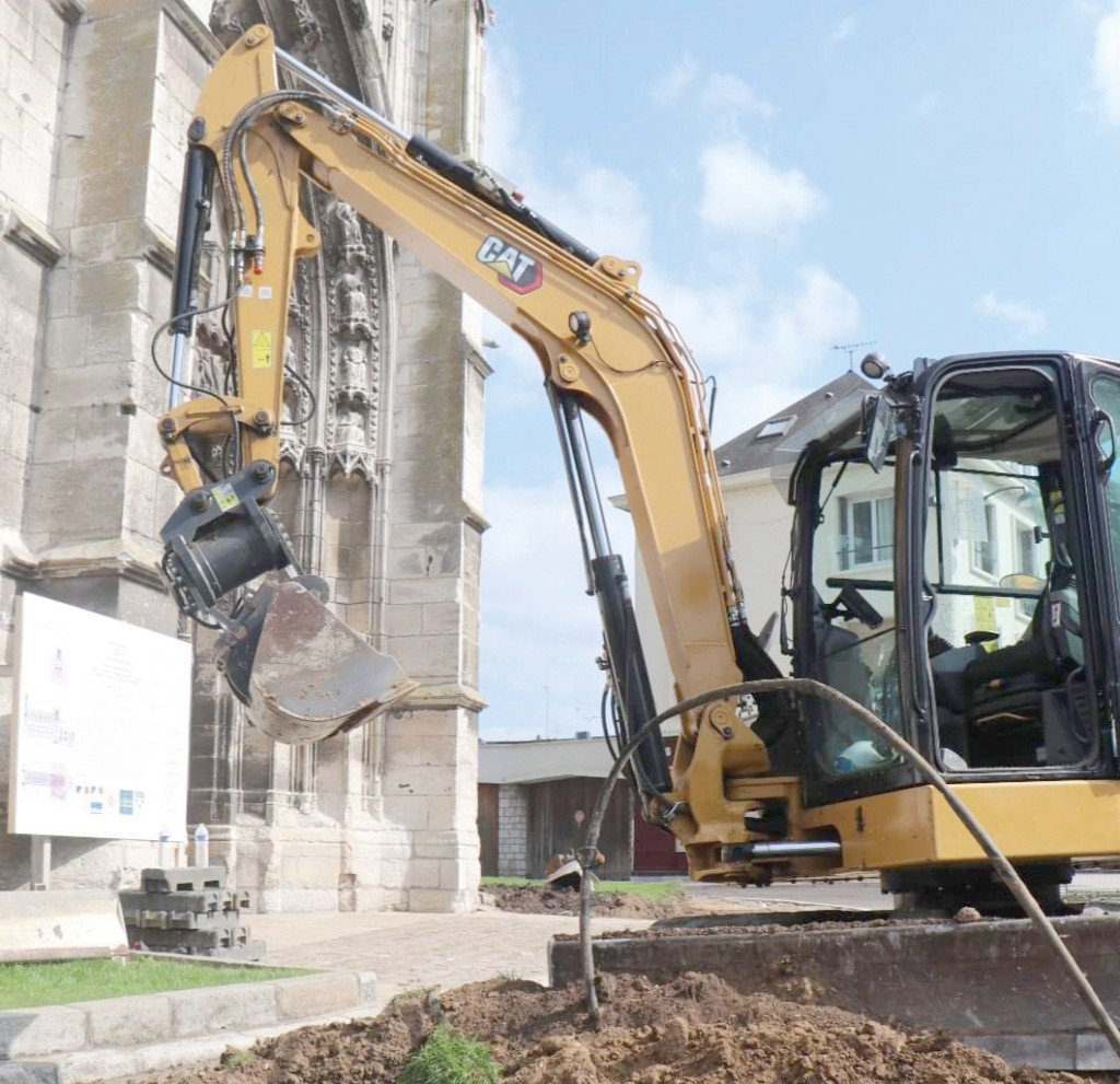 Infotravaux Fouilles Archéologiques Collégiale Notre Dame Accès Rue du Chapitre