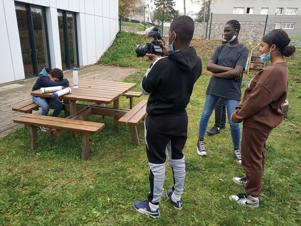 Activités Vacances Toussaient Jeunes CLAS Collège Centres Sociaux