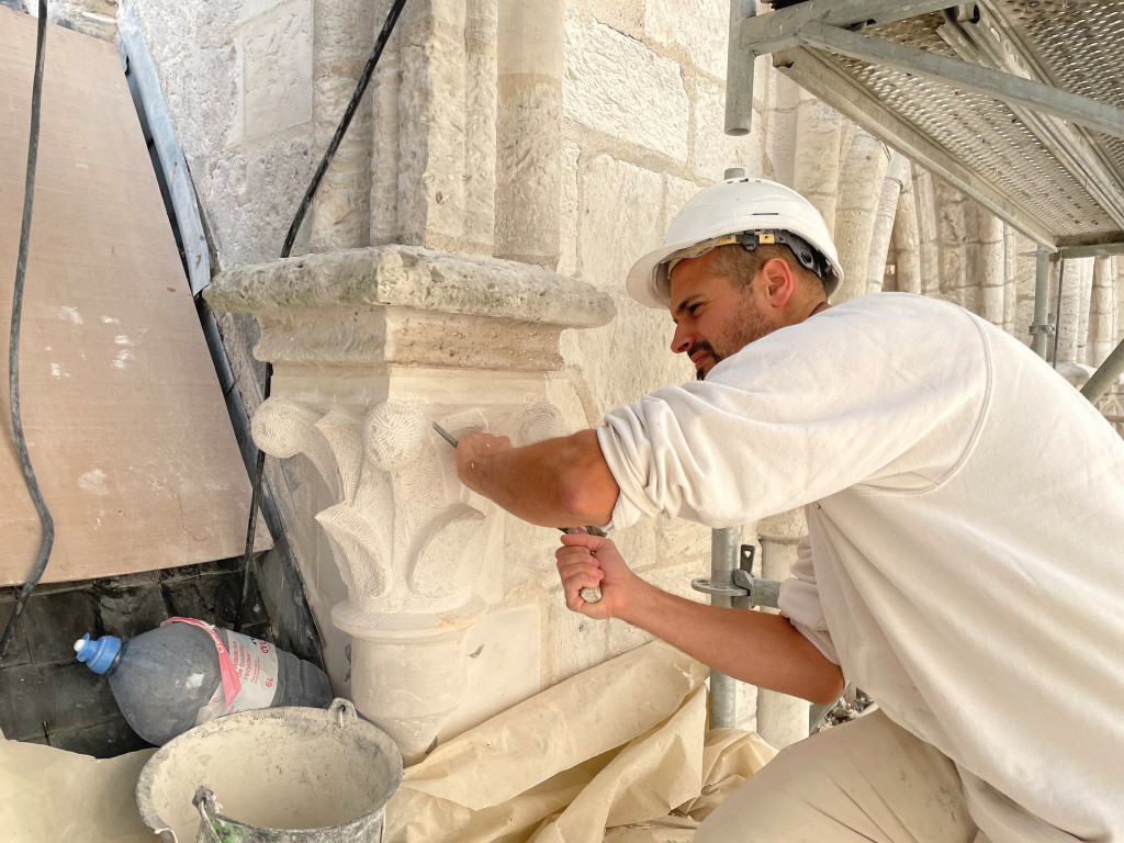 Focus Collégiale Notre Dame Restauration Fondation Vernon Patrilmoine Dons
