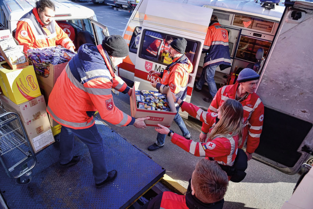 CD27 Aide d_urgence réfugiés guerre Ukraine Croix Rouge CICR