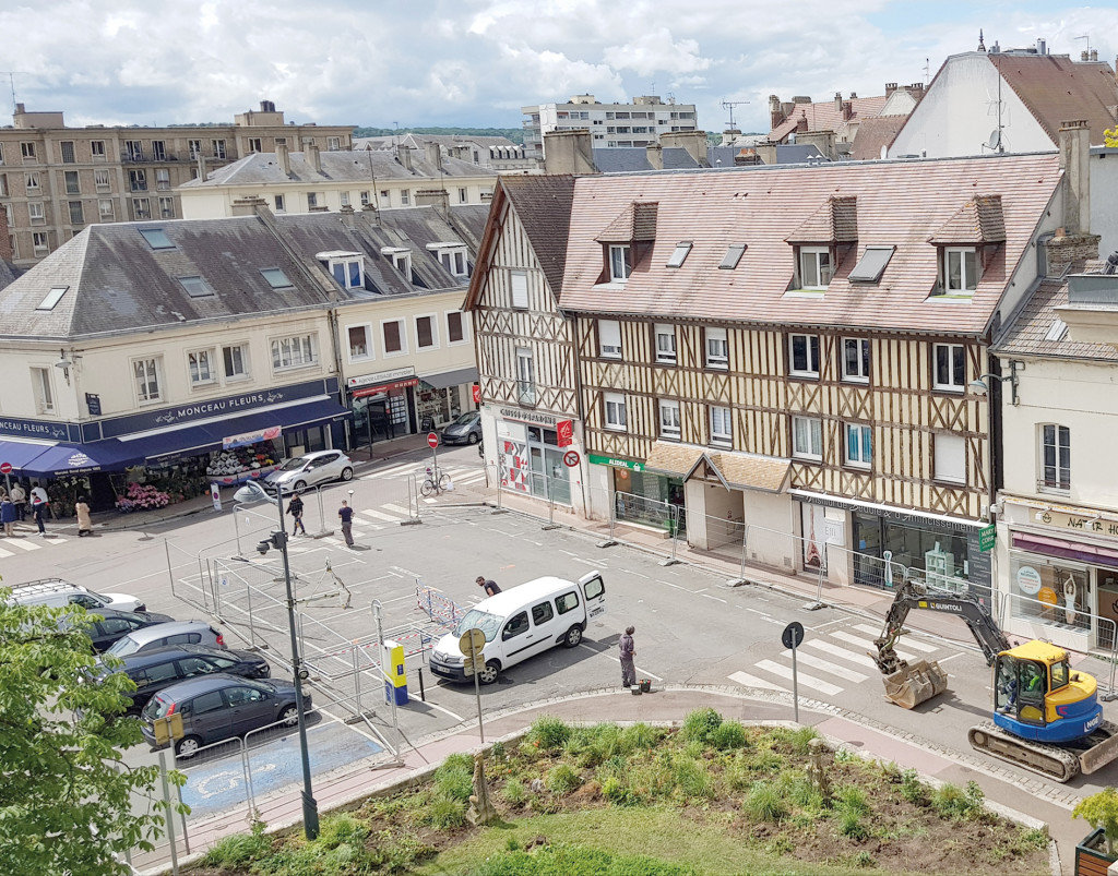 Infotravaux Fouilles Archéologiques Place Barette Parvis Mairie Coeur de Ville