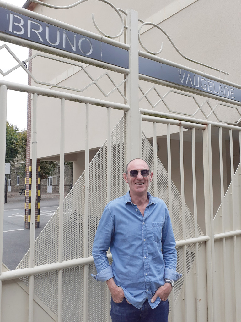 La Rencontre Bruno Vaugelade Instituteur Retraité Ecole du Centre