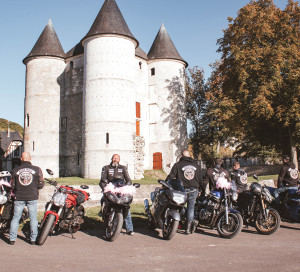 Assos Dark Wolf Association Motards Bikers Moto Solidarité Octobre Rose