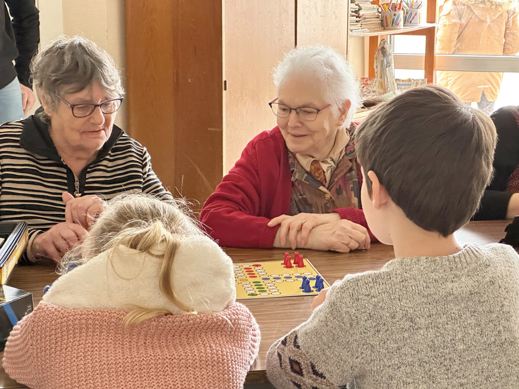 Lien Intergénérationnel Cantine Ecole du Parc PRE Seniors Jeunesse Scolaire
