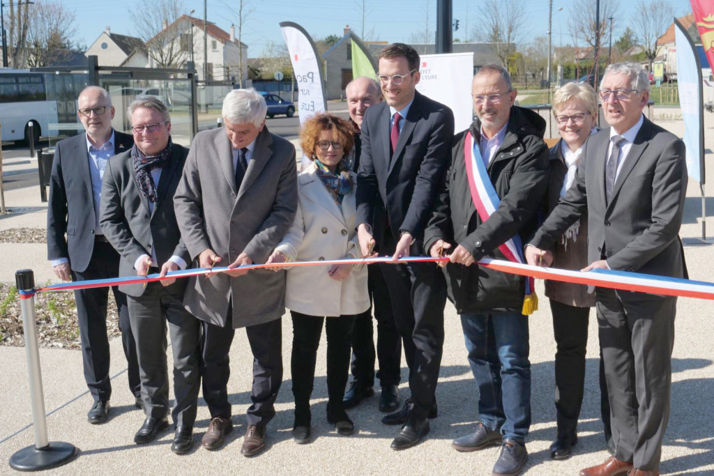 SNA Inauguration Pôle Multimodal Pacy-sur-Eure Transports Gare Routière