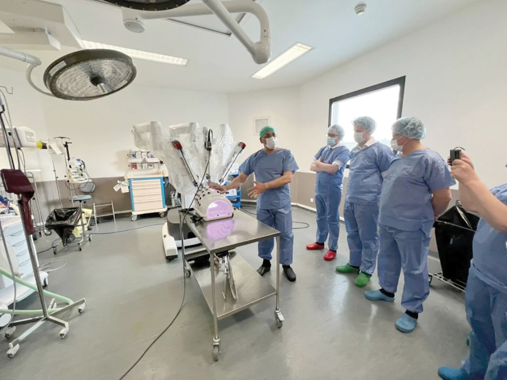 CD27 Département de l_Eure Nouveau Robot Chirurgical Centre Hospitalier Eure-Seine