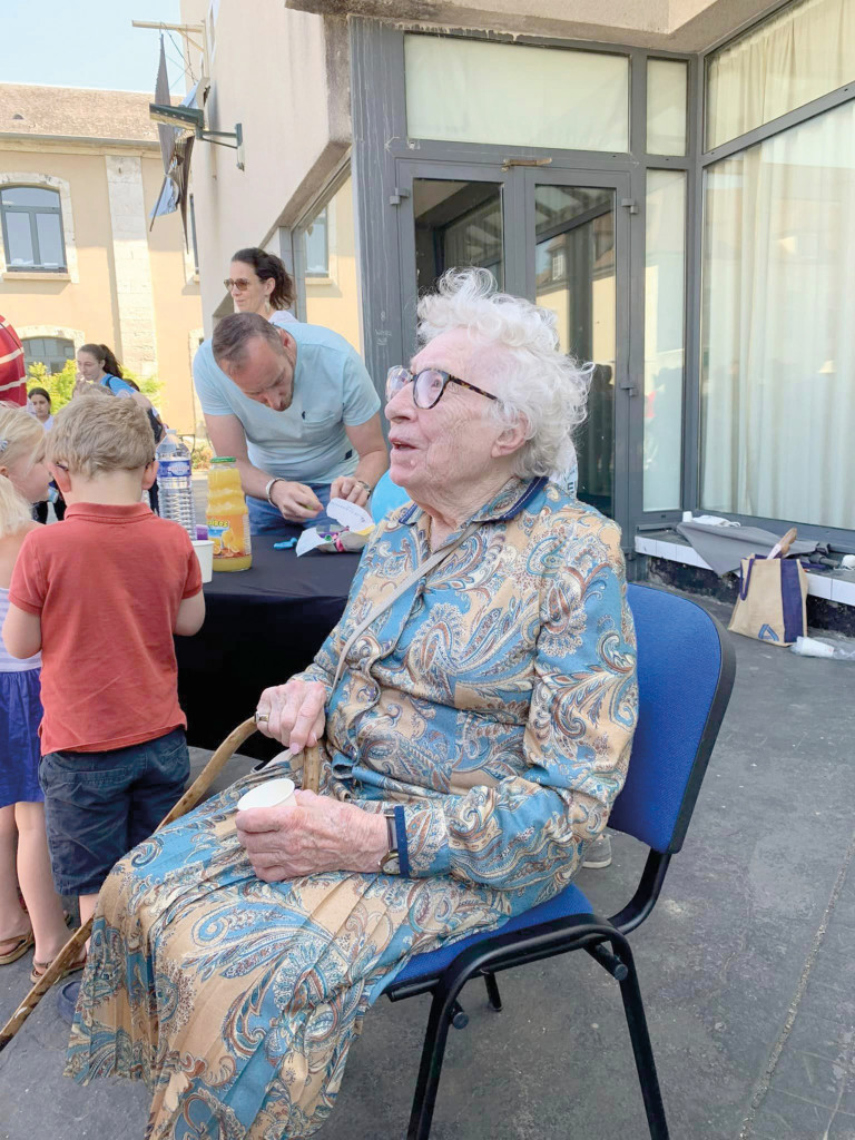 Culture Exposition Marie-Madeleine Bourdin Jardin des Arts Titounet et Titounette