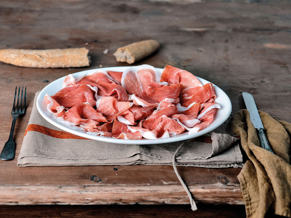 En Ville La Musardière L_Inavoué Let_s Eat European Authentic Taste Opération UE