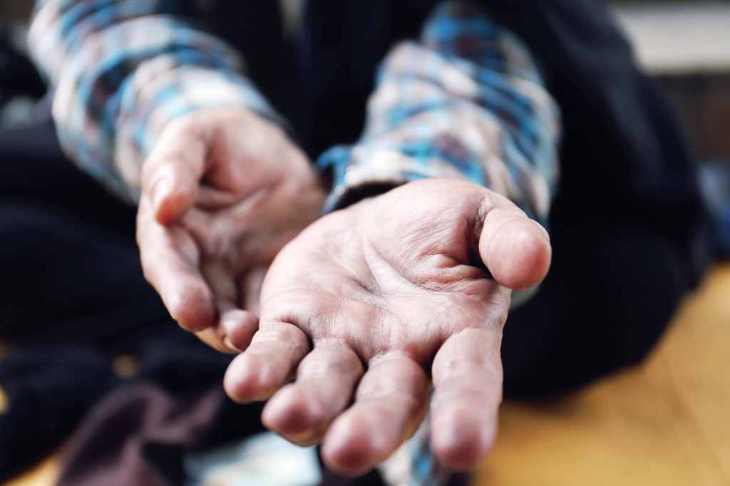 Close-up,Homeless,Man,On,Walkway,Street,In,The,Capital,City,