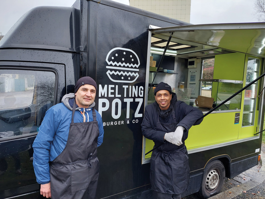 En Ville Nouveau Foodtruck Burgers Vernonnet Melting Potz Restauration