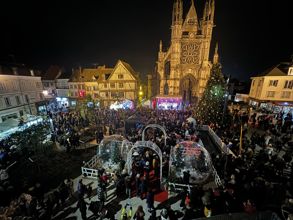 Grand Angle Lancement des Illuminations Vernon Scintille 2023-3