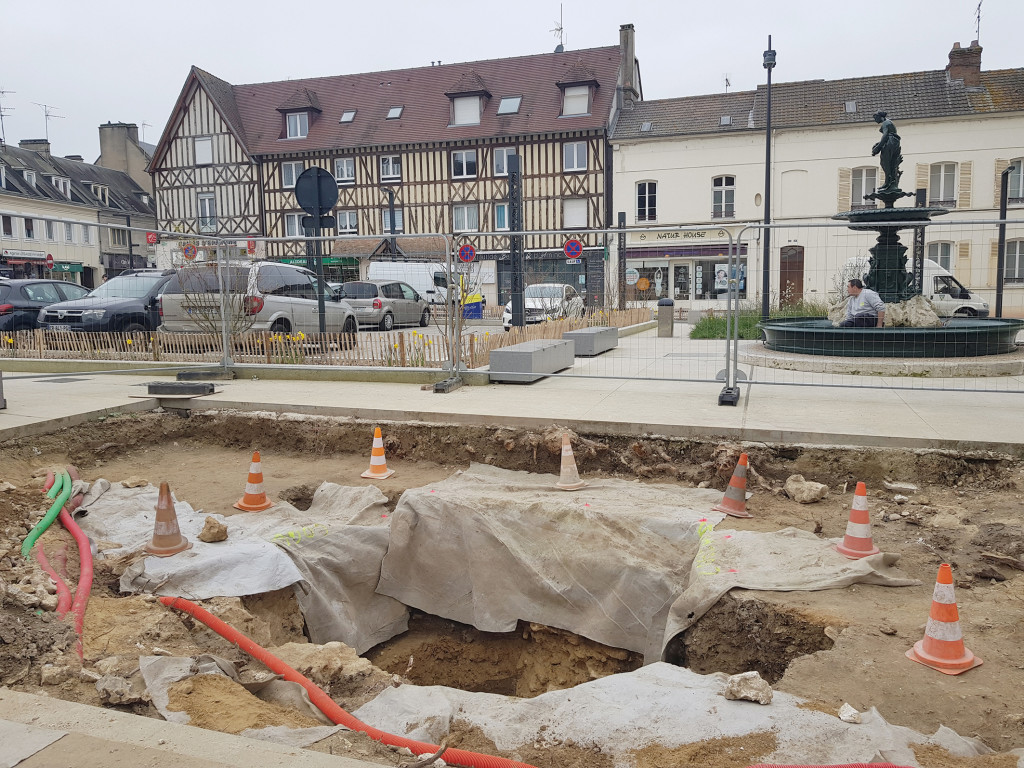 Infotravaux Fin Fouilles Place Barette Marronnier Plantation Erable