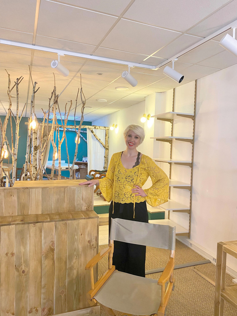 En Ville Déménagement Kaki Beauté Cosmétiques Place Barette