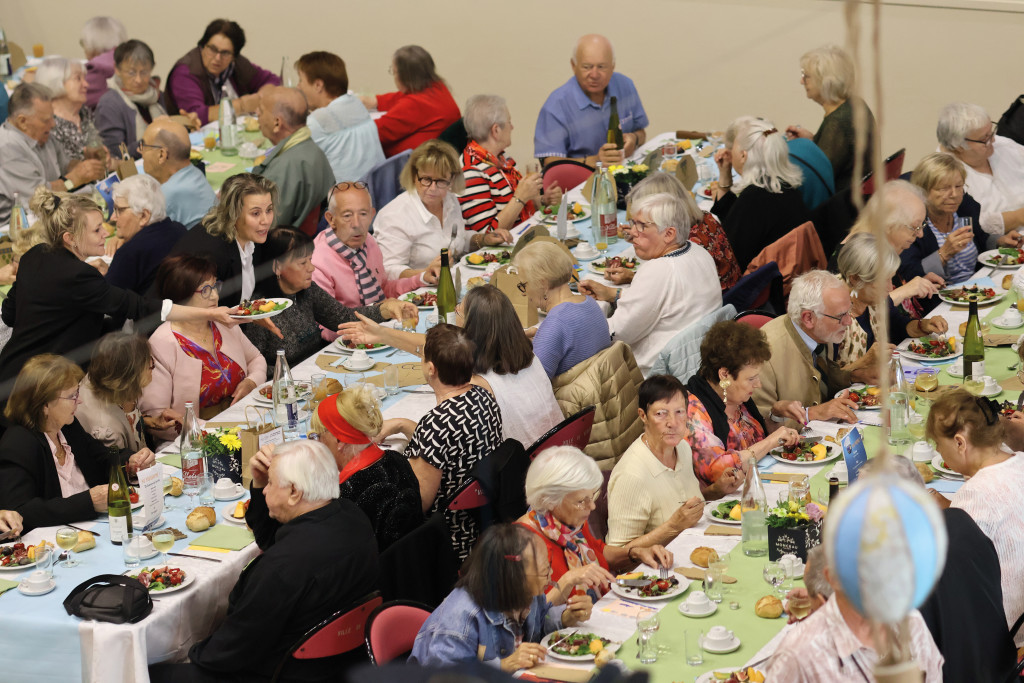 Grand Angle Repas des Seniors 2025