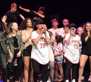 So Dance est une association qui regroupe plus de 500 élèves et qui propose des cours dans différentes disciplines de la danse. Des nouveautés sont prévues pour la rentrée 2017. L’association s’attache aussi à participer, dès qu’elle est sollicitée, aux manifestations de la ville.