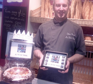 Julien Véniel a choisi les monuments vernonnais pour orner ses fèves.