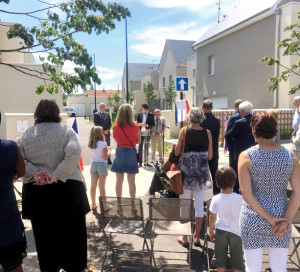 Célébration de l’amitié franco-britannique le 23 juin dernier avec l’inauguration de la rue Worcester, dans l’écoquartier Fieschi. Worcester est une ville anglaise avec laquelle Vernon est liée par un pacte d’amitié depuis 12 ans.