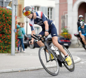 YANNICK CADALEN Un éducateur sportif doublé d’un athlète international