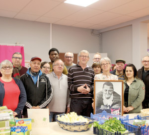 Un peu de pain et de chaleur Dans les restos les restos du cœur