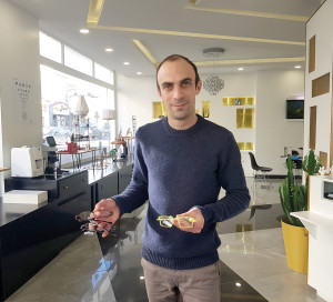 L’opticien a pensé son magasin comme un showroom à la décoration soignée