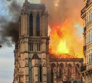 Après l’incendie du 15 avril, le département de l’Eure soumettra au vote une contribution de 50 000 € pour la reconstruction. Lors du prochain conseil municipal, Vernon proposera également une aide exceptionnelle pour la cathédrale. «  La commune doit pour sa part procéder à la sauvegarde de la Collégiale à hauteur de 13,6 millions jusqu’en 2030 », a rappelé François Ouzilleau.