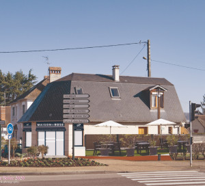 Dotée d’un extérieur, la future boutique adoptera le même code couleur que ses trois aînées. Du bleu chez les Rose !