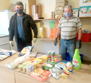 Des bénévoles toujours sur le pont malgré l’épidémie ! (photo : Solidarité Partage)