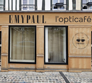 L’opticafé sera ouvert du mardi au samedi de 9h à 19h (14h-19h le lundi).