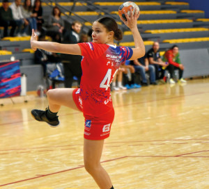 Passée par le SMV Handball l’an dernier, Fanny Dallet a effectué un stage de présélection avec l’équipe de France U16 fin août. Elle attend actuellement la réponse des entraîneurs.