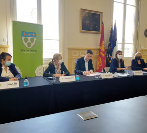 Focus Violences faites aux femmes 25 novembre signature contrat violences conjugales sexuelles sexistes