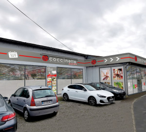 M. Boumahroud a un second projet alimentaire pour le local situé à droite de la boulangerie.