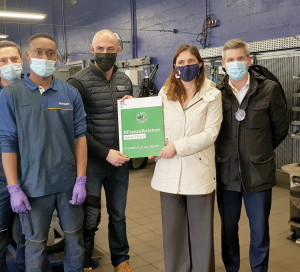 La sous-préfète des Andelys a rendu visite à Ibrahima Diallo, jeune vernonnais employé grâce au CIE.
